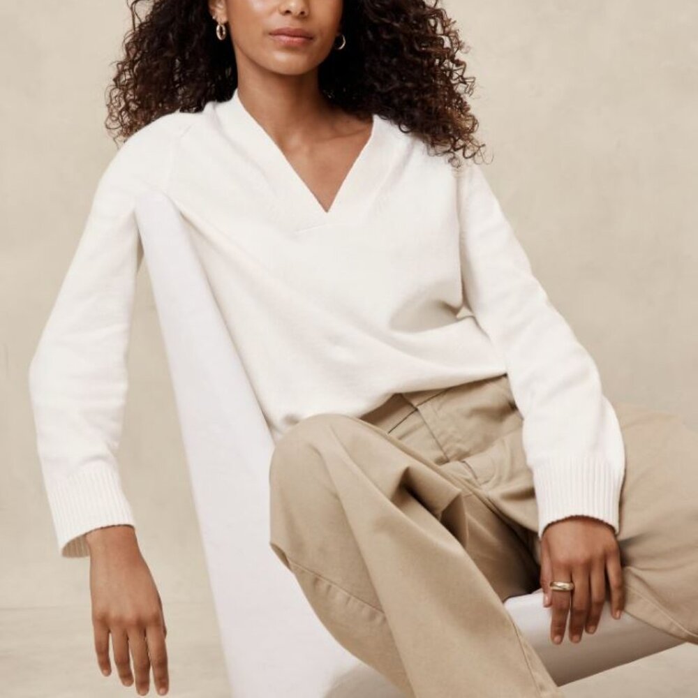 Perfectly Soft V-Neck Sweater – Size XXL in "Snow Day"